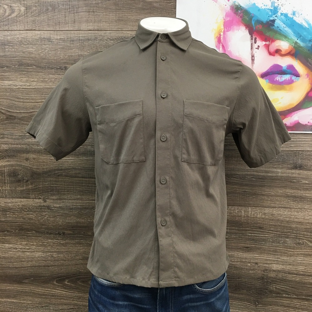 Lululemon Mens Short Sleeve Button Down Utility Shirt Olive Green Size L Large